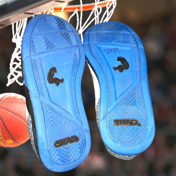 Nike Shaq Gray/Blue High Top Sneakers Boys size 13 - Picture 4 of 8